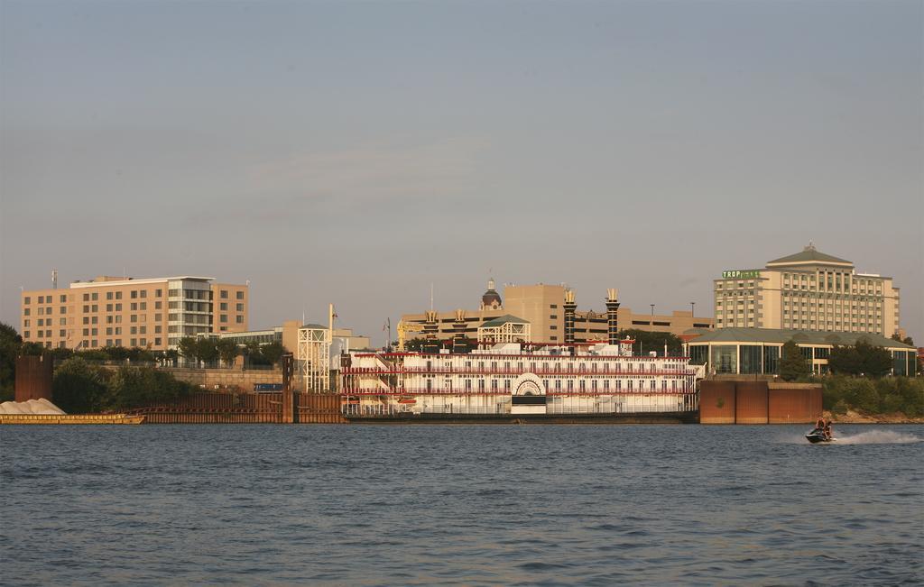 Le Merigot At Tropicana Evansville Exterior foto